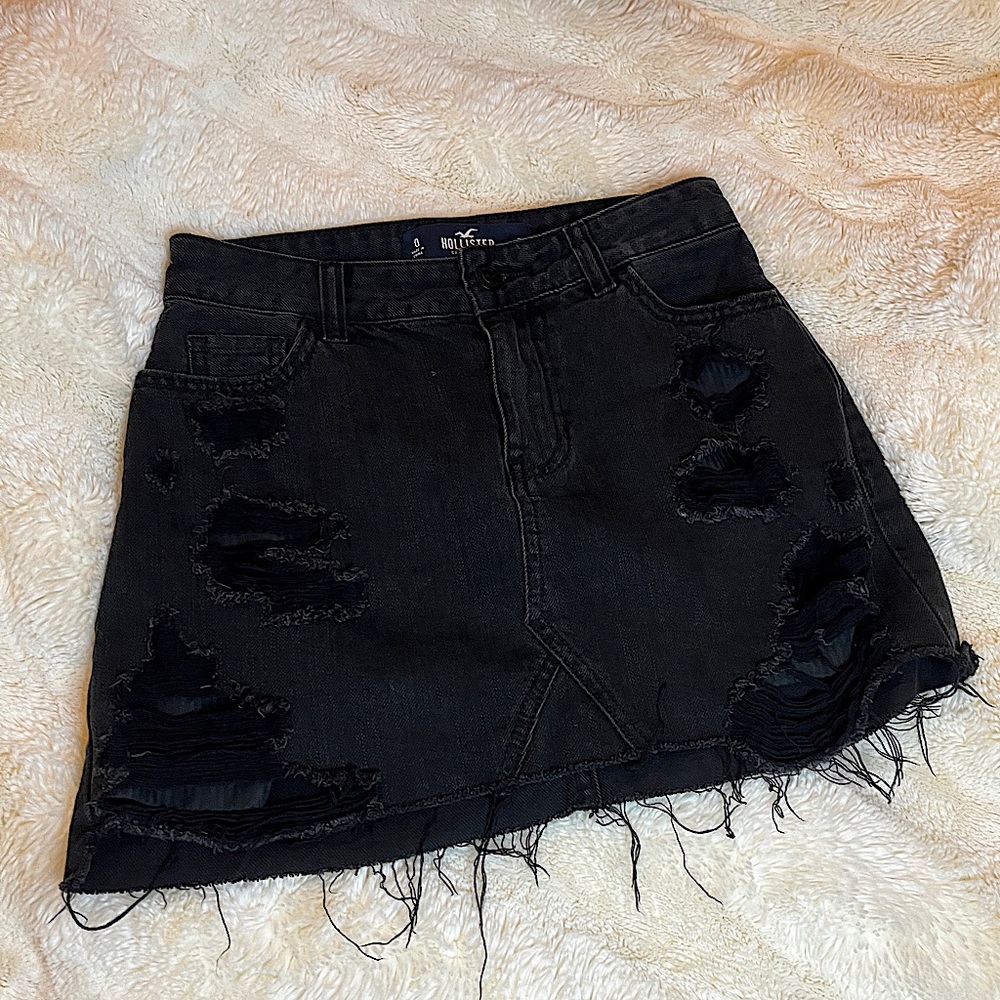Hollister Mid-Rise Skirt